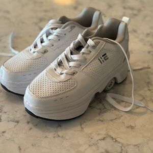 2-in1 Roller Skates & Sneakers Retractable Wheels